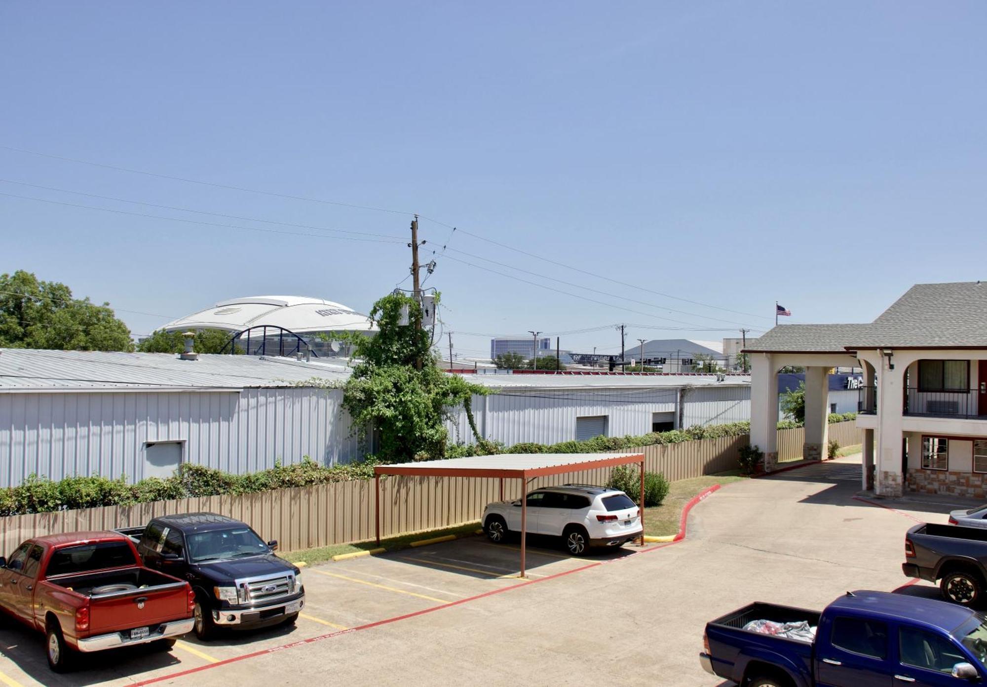 Executive Inn Of Arlington, Near At&T Stadium ภายนอก รูปภาพ